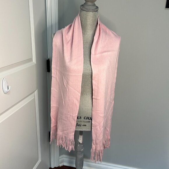 Green Red & Pink Women's Scarves GUC - Picture 7 of 7